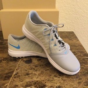 Nike Woman’s Lunarlon Golf Shoes, EUC